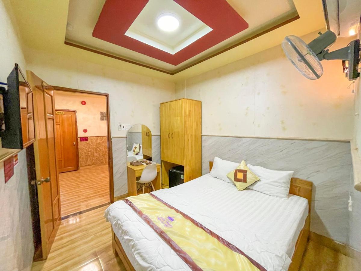 Khach San Trieu Dang Hotel Tuy Hoa Exterior photo